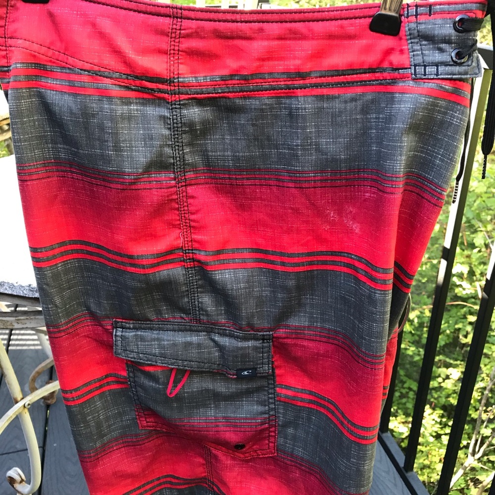 Men’s O’Neill swim trunks/shell
